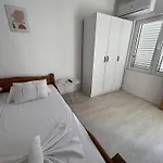 Ljiljana 招待所 3*