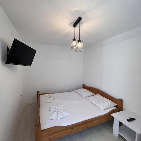 Guest house Ljiljana