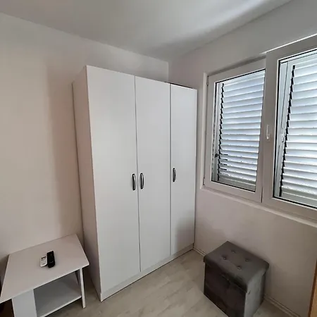 Ljiljana Guest house *